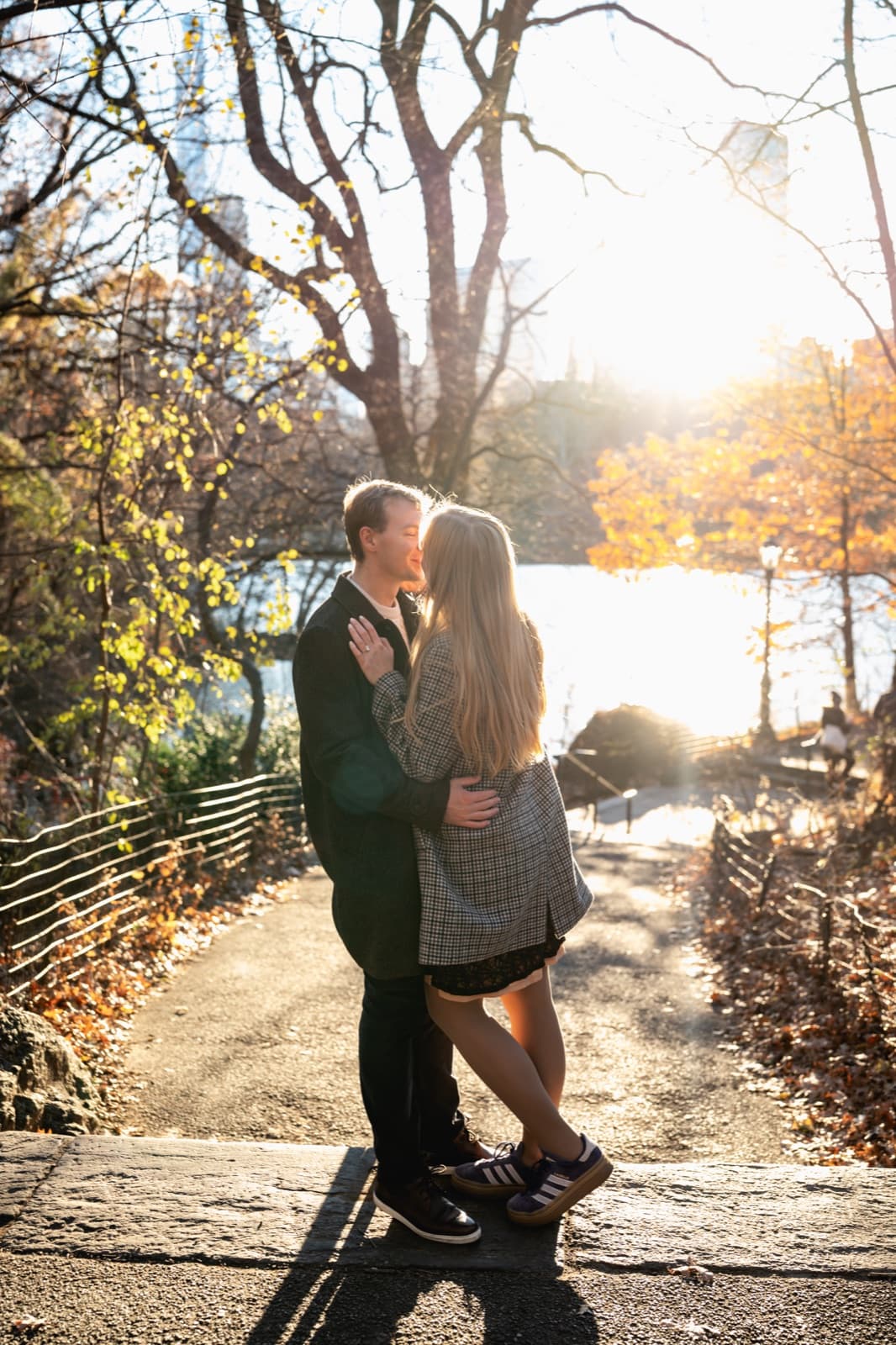 Kaitlyn and Chris kissing in Central Park